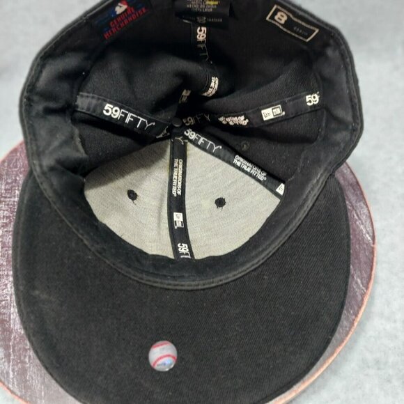 New Era NY Yankees Men's Fitted Cap - All Black (59FIFTY) Size 8 Embroidered - Picture 12 of 16